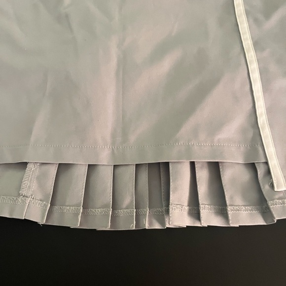Adidas PureMotion pleated gray golf pickleball skirt women’s 10 - Picture 3 of 6